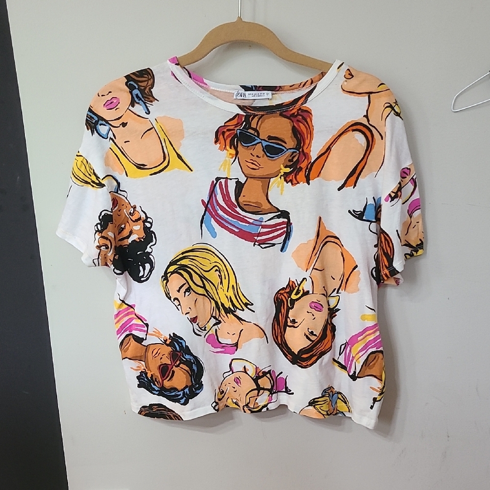 Zara Pop Art Faces Graphic T-Shirt Size Medium